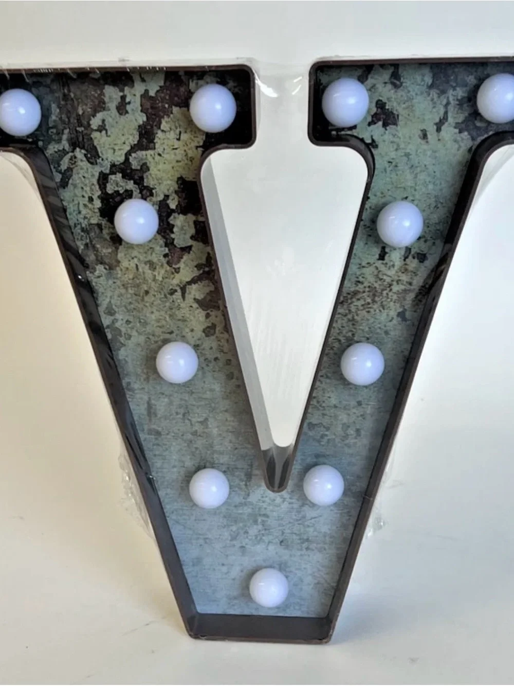 Vintage-Style Letter V Marquee Light in Grey Brown with White Bulbs